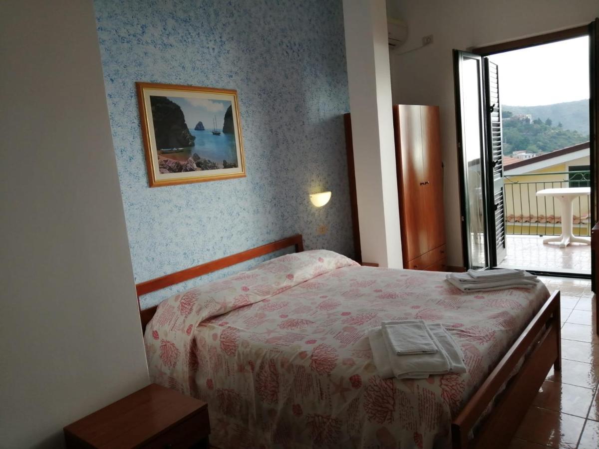 Hotel Parigino Palinuro Esterno foto