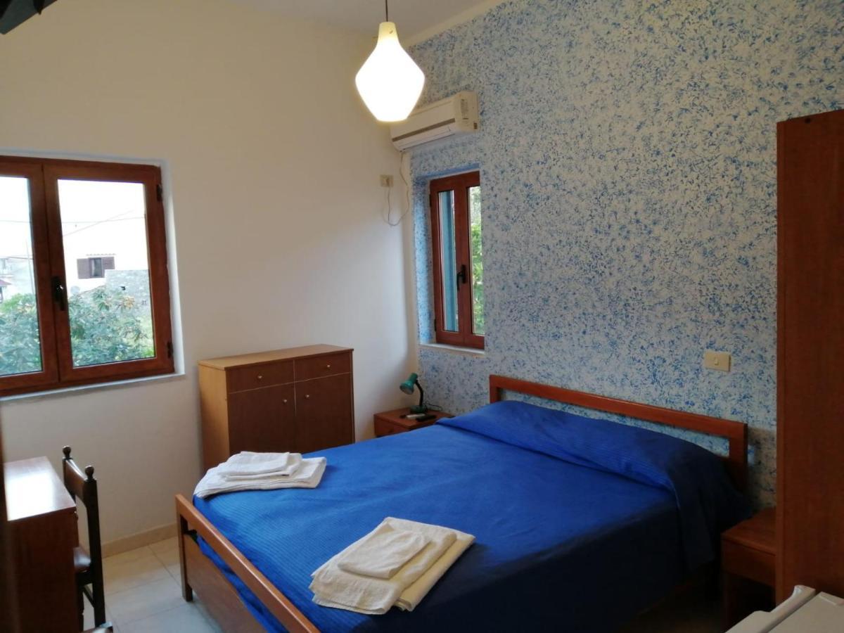 Hotel Parigino Palinuro Esterno foto